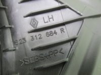 Уплотнитель стекла двери задней левой на Renault Arkana — фото 6