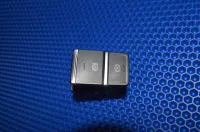 Кнопка фиксатора стояночного тормоза на Chery Tiggo 7 Pro T1E — фото 3