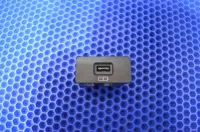 USB зарядное устройство на Chery Tiggo 7 Pro T1E — фото 1