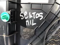 Обшивка двери передней левой на Kia Seltos SP2c — фото 11