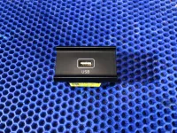 USB зарядное устройство на Kia Seltos SP2c — фото 1