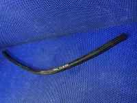 Уплотнитель капота на Renault Logan L52 — фото 1