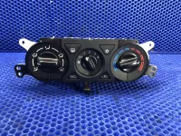 Блок управления климатической установкой на Mitsubishi L200 KJ/KK/KL — фото 1