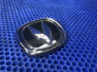 Эмблема на Changan Eado Plus — фото 2