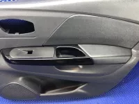 Обшивка двери передней правой на Renault Kaptur — фото 2