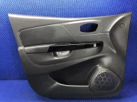 Обшивка двери передней левой на Renault Kaptur — фото 2