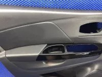 Обшивка двери передней левой на Renault Kaptur — фото 8