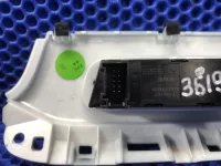 Блок кнопок на Geely Preface FS11 — фото 8