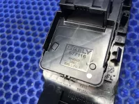 Блок управления стеклоподъемниками на Geely Preface FS11 — фото 10