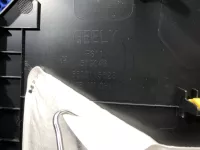 Накладка центральной консоли на Geely Preface FS11 — фото 7