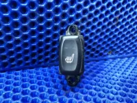 Кнопка обогрева сиденья заднего 4N15 Mitsubishi Pajero Sport 3  — фото 1