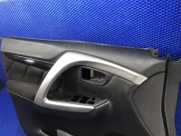 Обшивка двери передней левой на Mitsubishi Pajero Sport — фото 2