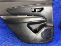 Обшивка двери задней левой на Hyundai Tucson NX4 — фото 6