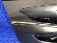 Обшивка двери передней левой на Hyundai Tucson NX4 — фото 6