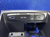 Накладка центральной консоли на Hyundai Tucson NX4 — фото 3