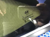Стекло кузовное глухое левое на Hyundai Tucson NX4 — фото 7