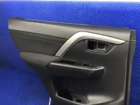 Обшивка двери задней левой на Mitsubishi Pajero Sport — фото 9