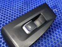 Кнопка стеклоподъемника на Geely Okavango VX11 — фото 3