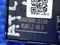 Кнопка стеклоподъемника на Geely Atlas Pro NL-3 — фото 9