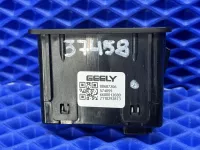 USB зарядное устройство на Geely Atlas Pro NL-3 — фото 6