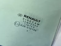 Стекло двери задней правой на Renault Duster HM — фото 3