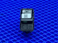 Кнопка стеклоподъемника на Geely Cityray G426 — фото 8