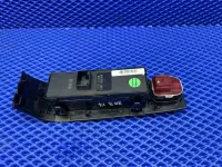 Блок управления стеклоподъемниками на Geely Emgrand SS11 — фото 4