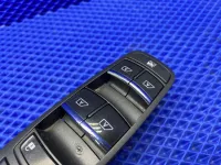 Накладка блока управления стеклоподъемниками на Infiniti M37 4 (2009-2014) — фото 7