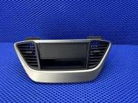 Накладка торпеды с дефлекторами центральными Hyundai Solaris 2 2017> — фото 1
