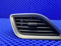 Воздушный дефлектор на Hyundai Solaris — фото 4