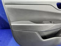 Обшивка двери передней левой на Hyundai Solaris — фото 4