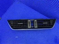 Воздушный дефлектор на Skoda Octavia A7 — фото 12