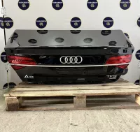 Крышка багажника на Audi A8 D4 — фото 1