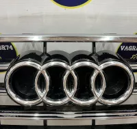 Решетка радиатора на Audi A8 D4 — фото 4