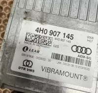 Блок управления подвеской на Audi A8 D4 — фото 3