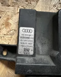 блок управления топливным насосом на Audi A8 D4 — фото 2