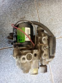 Блок ABS на BMW 3-Series E36 — фото 1