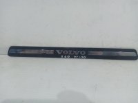 Накладка порога передняя левая на Volvo S60 — фото 1