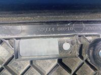Накладка переднего бампера под номер на Toyota Land Cruiser — фото 3