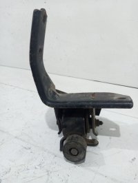 Опора двигателя левая на Geely Emgrand EC7 — фото 4