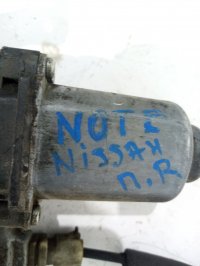 Стеклоподъемник электрический передний правый на Nissan Note E11 — фото 3
