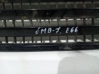 Решетка в капот на BMW 7-Series — фото 3