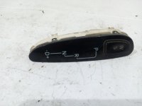 Индикатор на Mercedes-Benz C-Class W203 — фото 1