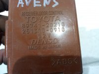 Блок электронный на Toyota Avensis T250 — фото 3