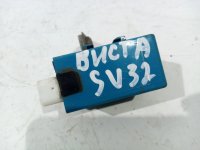 Блок электронный на Toyota Vista V30 — фото 2