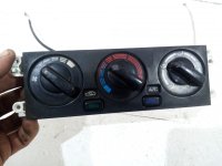 Блок управления климатической установкой на Nissan Almera N15 — фото 1