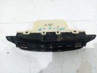 Блок управления климатической установкой на Honda Accord CP — фото 4