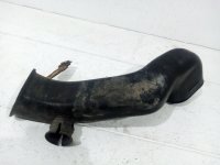 Патрубок воздушного фильтра на Nissan Avenir — фото 1