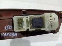 Кнопка стеклоподъемника на Toyota Allex E120 — фото 5