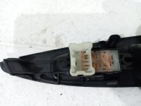 Кнопка стеклоподъемника на Nissan Qashqai J11 — фото 3